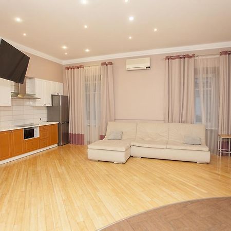 Apartment On Sumskaya No Smoking Harkiv Exterior foto